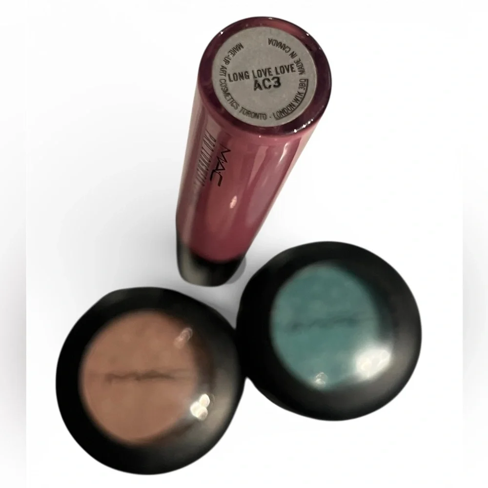 MAC Make Up Lot Naked Lunch & Aquadisiac Eye Shadows Long Love Love Lip Glass